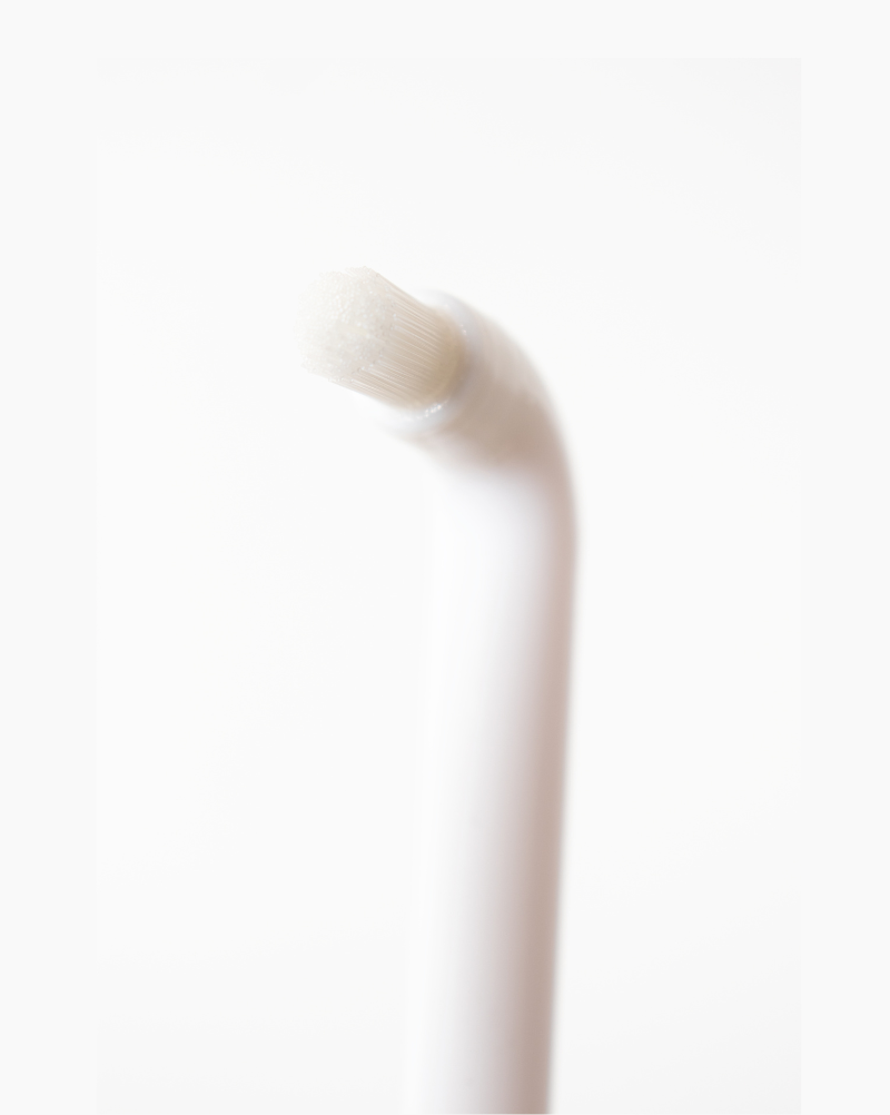 Hambahari Royal Denta Soft Silver Single-Tuft, valge